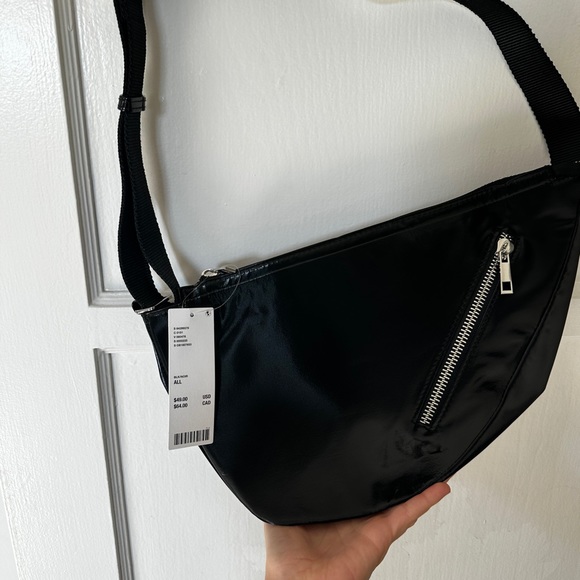 Urban Outfitters black bag - Picture 2 of 6